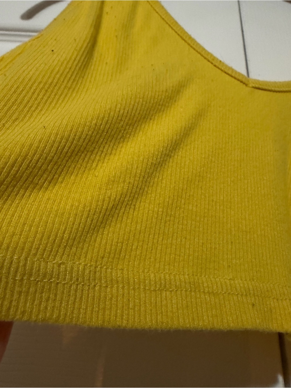 SHEIN Yellow Ribbed V-Neck Crop Top - Picture 4 of 7